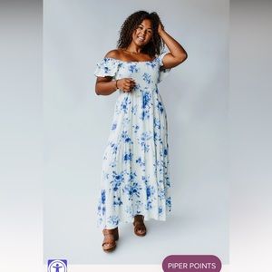 Promesa The Ashmore Floral Detail Maxi Dress in Off White + Blue medium